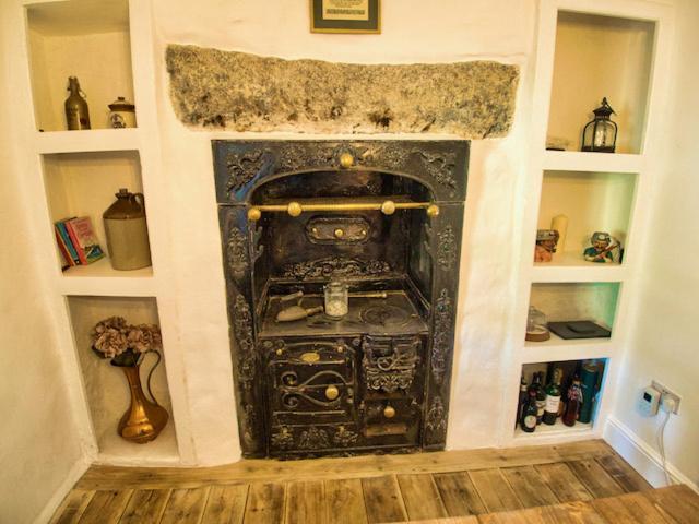 Knocker Cottage Is A 3 Bedroom Made Up Of 1 Double Bedroom And 2 Small Double Bedrooms In Small Village 10 Min To Beaches Camborne Eksteriør billede