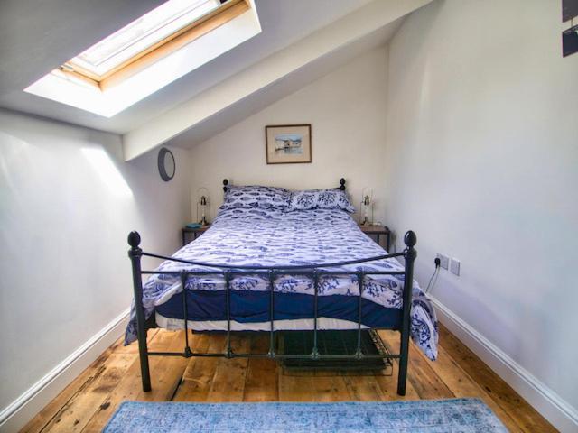 Knocker Cottage Is A 3 Bedroom Made Up Of 1 Double Bedroom And 2 Small Double Bedrooms In Small Village 10 Min To Beaches Camborne Eksteriør billede
