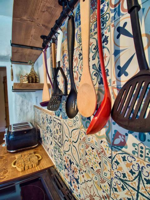 Knocker Cottage Is A 3 Bedroom Made Up Of 1 Double Bedroom And 2 Small Double Bedrooms In Small Village 10 Min To Beaches Camborne Eksteriør billede